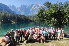 Monte-Lussari-e-Laghi-di-Fusine-Foto-di-gruppo-al-Lago-inferiore