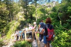 Monte-Lussari-e-Laghi-di-Fusine-lungo-il-sentiero-per-il-Lago-superiore