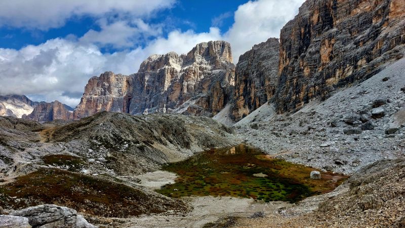 Falzarego-Rifugio-Scotoni-Nel-Parco-naturale-di-Fanes