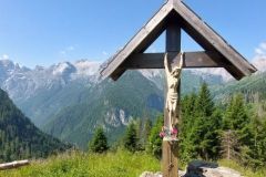 Casere-di-San-Lucano-vista-da-Malga-Malgonera