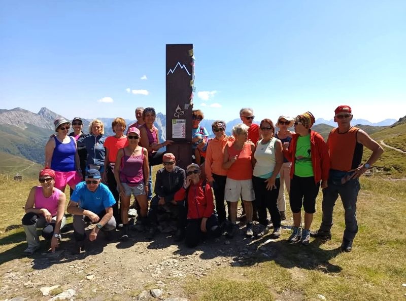 Foto-di-gruppo-in-Forcella-Silvella