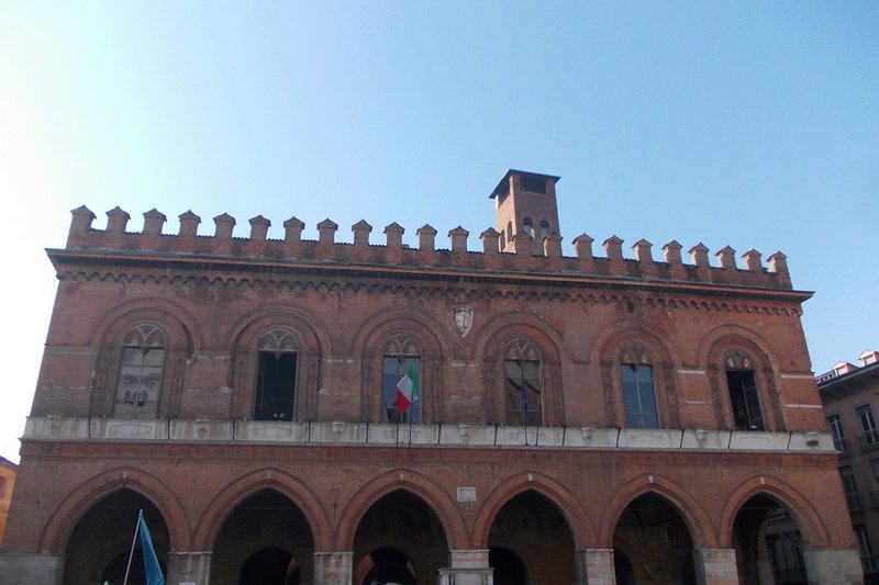 19/11/2017 - Cremona, cittÃ , sfilata storica e festa del torrone