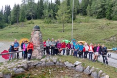 Rifugio-Calvi-2025-foto-di-gruppo